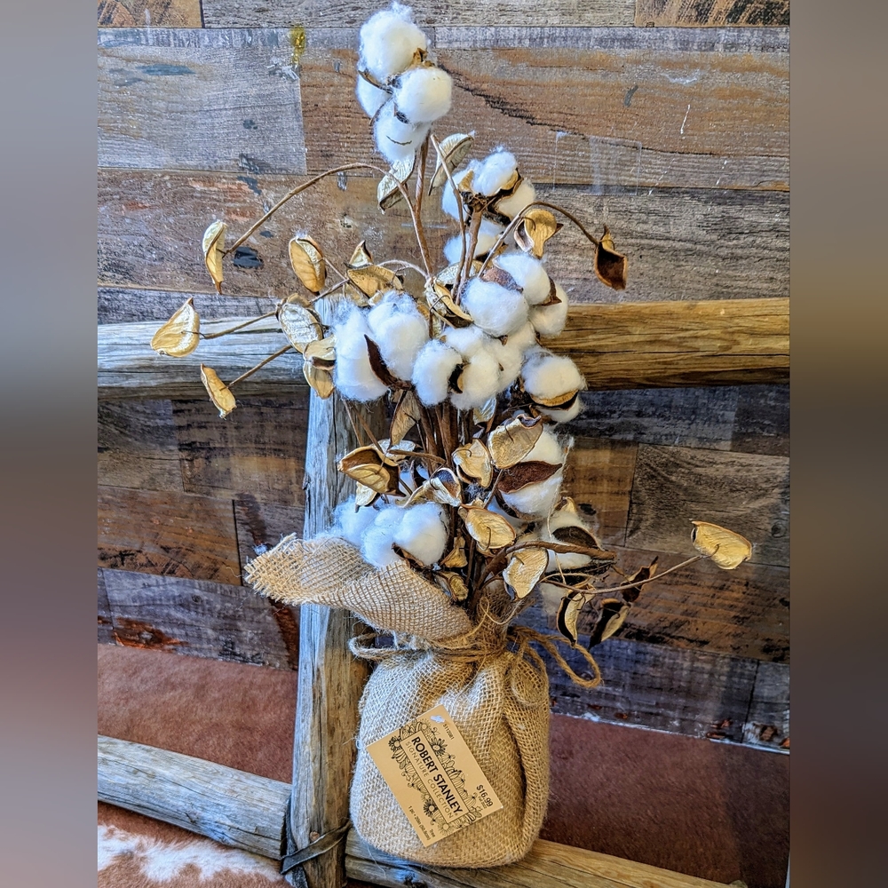 NWT Robert Stanley Signature Collection Burlap Bag With Cotton Bouquet